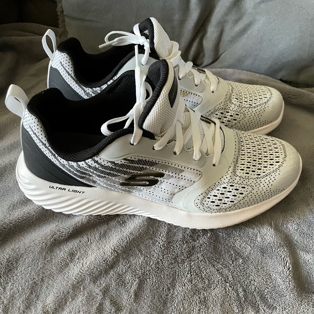Skechers men’s shoes